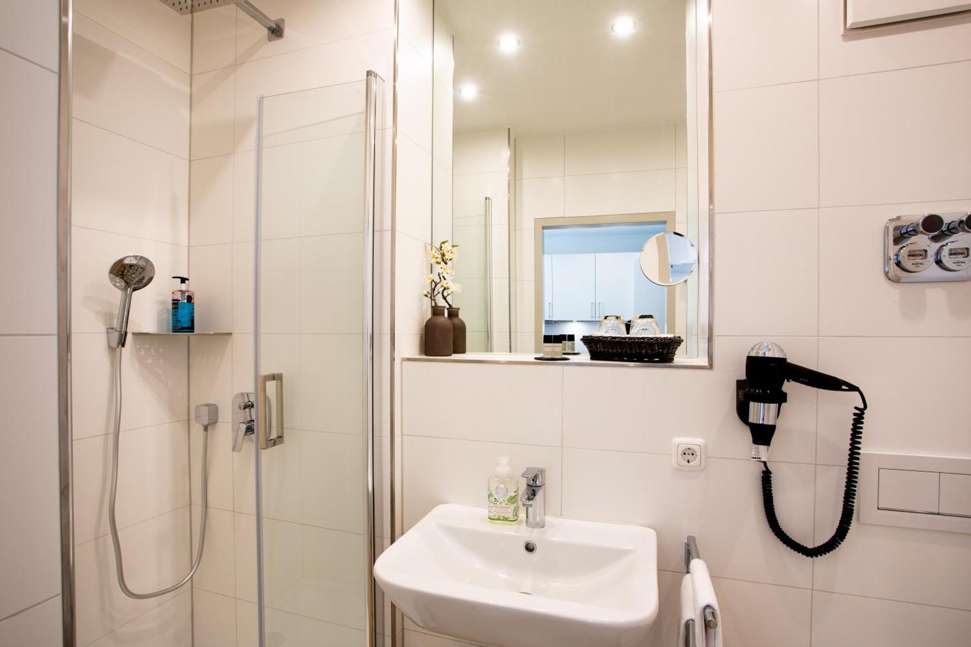 Boardinghouse Pfarrkirchen Hotel Luaran gambar