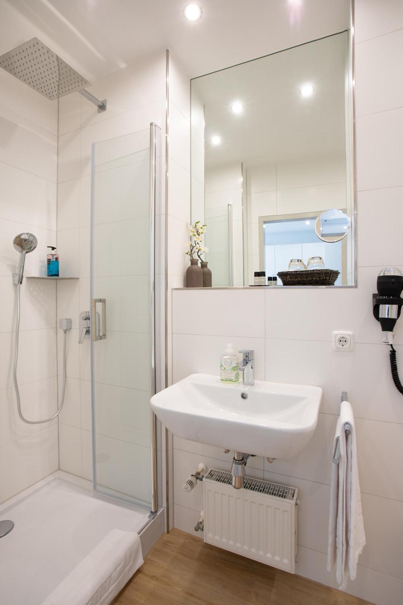 Boardinghouse Pfarrkirchen Hotel Luaran gambar