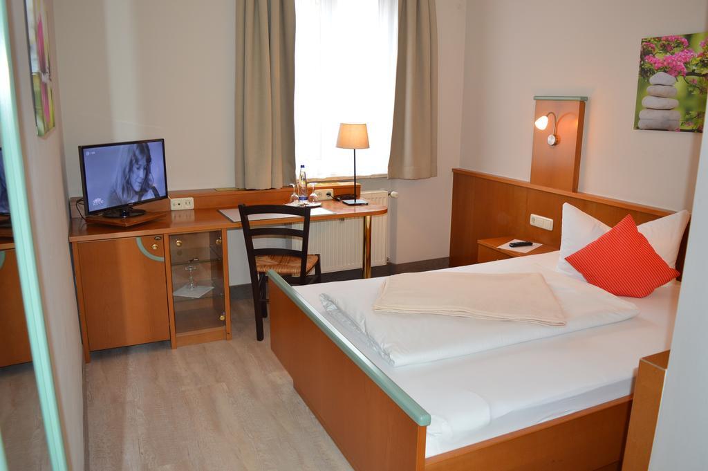 Boardinghouse Pfarrkirchen Hotel Luaran gambar