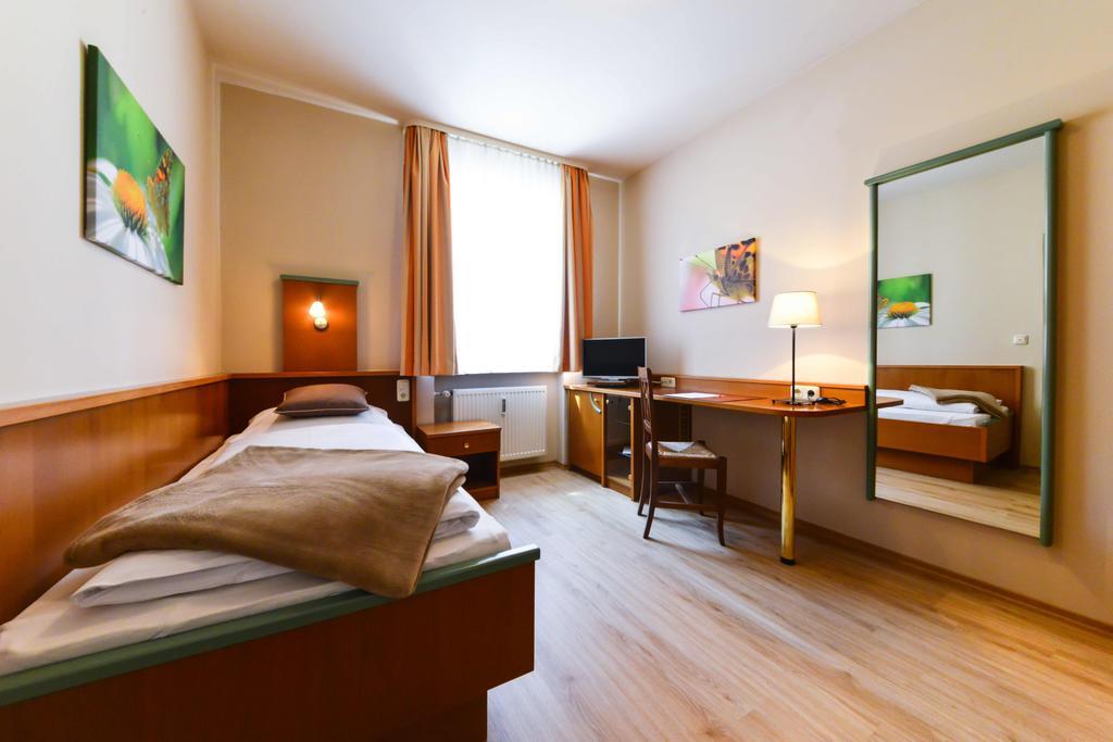 Boardinghouse Pfarrkirchen Hotel Bilik gambar